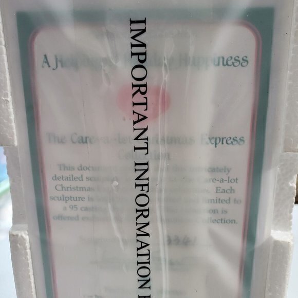 2005 Care Bears CHRISTMAS EXPRESS Collection A HELPING OF HOLIDAY HAPPINESS ~COA - Picture 3 of 4